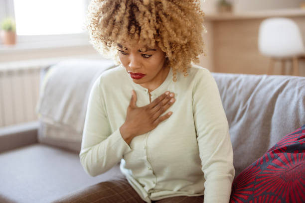 istock Pressure in the chest 1391902672