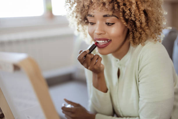 istock Life's better in red lipstick 1391902830