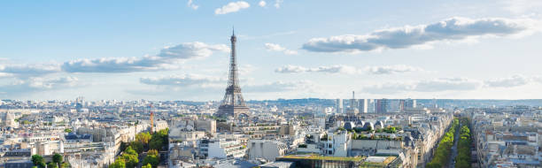 istock eiffel tour and Paris cityscape 1391911079