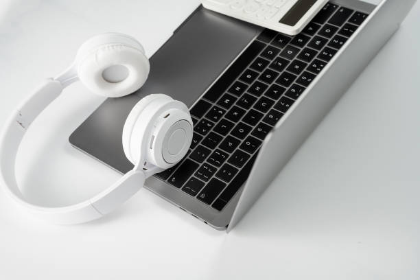 istock Computer stationery and other office supplies 1391925165