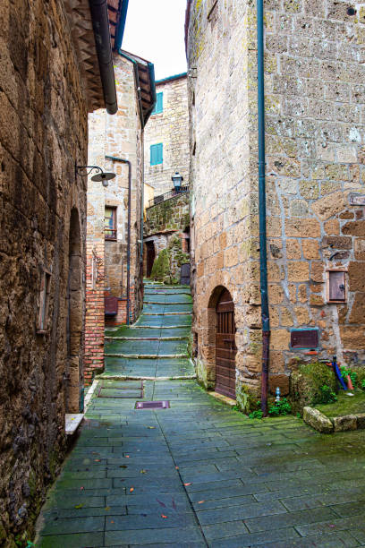 istock The town of Sorano. 1391966637