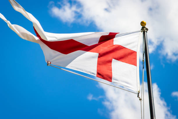 bandeira da igreja episcopal acenando ao vento - episcopalian - fotografias e filmes do acervo