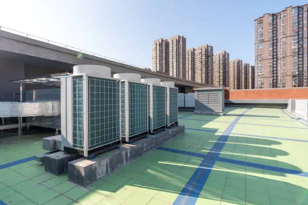 Ventilation and air conditioning system of office building