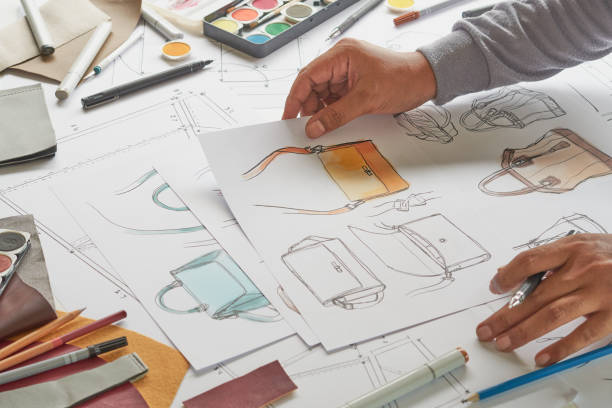 istock Designer stylish sketch Drawn design template pattern made leather clutch bag handbag purse Woman female Fashionable Fashion Luxury Elegant accessory. 1392149353