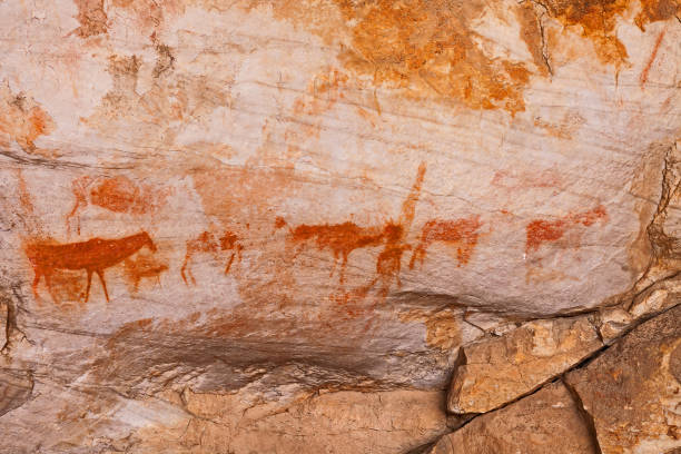 istock Cederberg San Rock Art 12873 1392165058