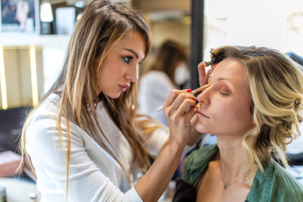 istock Professional make-up artist service 1392176070
