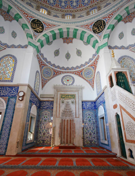 istock Merzifonlu Kara Mustafa Pasha Mosque - İstanbul 1392190299