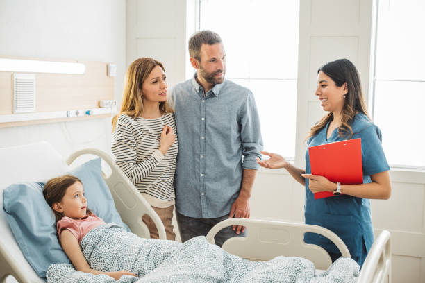 istock Family in hospital 1392201684