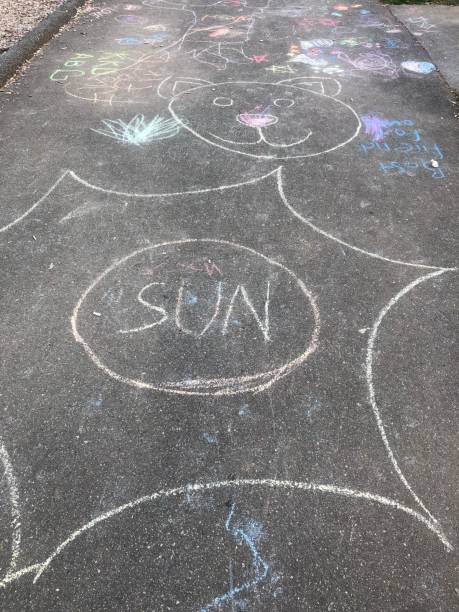 istock Children Chalk Art 1392214644
