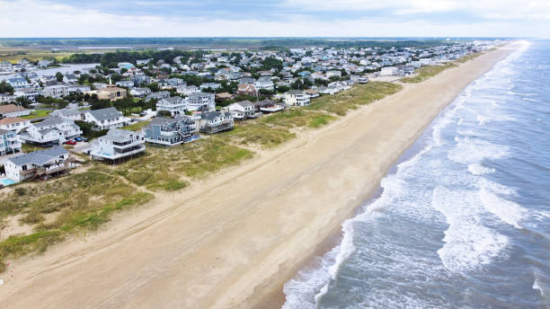 istock Aerial View Beach Homes 1392221559