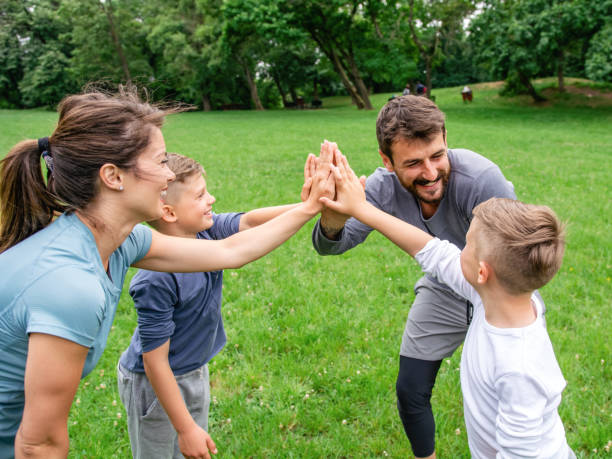 istock High five for the family 1392279352