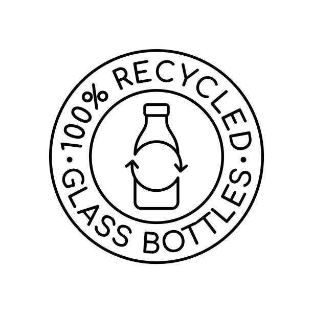 illustrazioni stock, clip art, cartoni animati e icone di tendenza di insegna bottiglie di vetro riciclate al 100%. bottiglia di vetro in cerchio con frecce di riciclo. - returnable