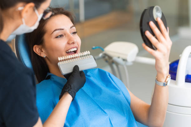 istock Choosing a shade of dental veneers 1392326760