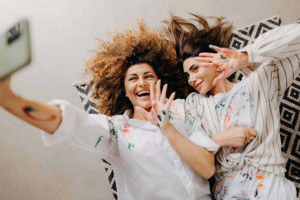 istock Art projects and selfies are my favorite thing! 1392334002