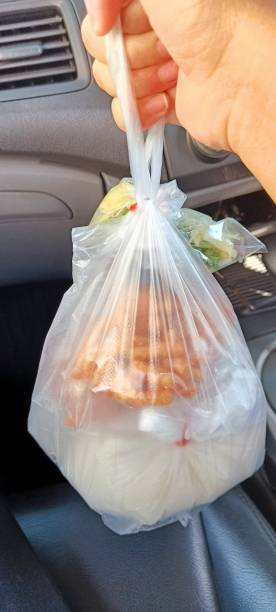 istock Boil rice to go 1392339756