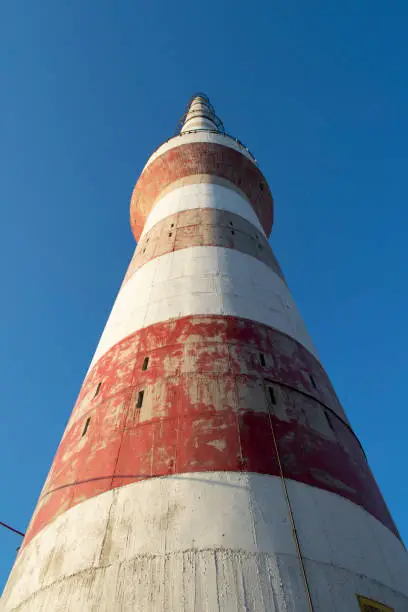 Huge chimney shot from below