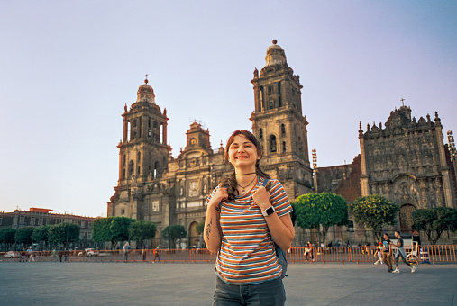 Young Caucasian woman walking in Mexico City