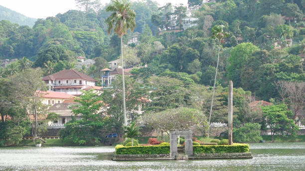 istock Lake Kandy in Sri Lanka nature 1392369536