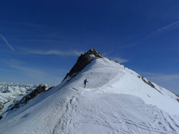 istock Italian alps with snow 1392373768