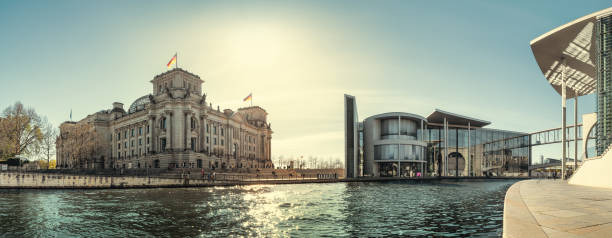 istock the reichstag 1392391051