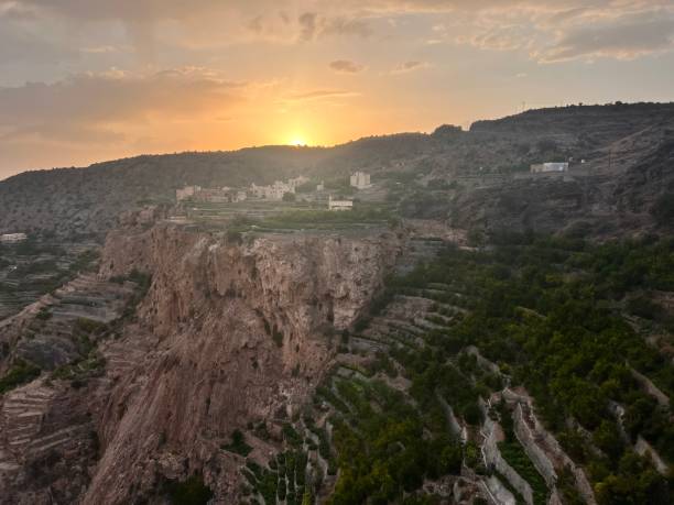 istock The green mountain 1392402812