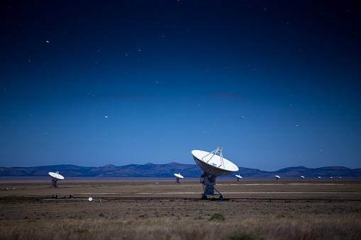 Time lapse of radio telescopes at the Very Large Array centimeter-wavelength radio astronomy observatory in New Mexico.  This image is part of a series of views taken at different times of day from the same location; a time lapse is also available.