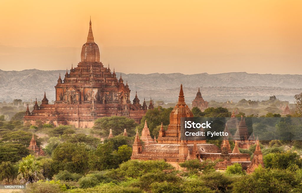 Sulamani Temple in Bagan Late afternoon sun shines on the old Sulamani Temple of an ancient city of Bagan, Myanmar Bagan Stock Photo