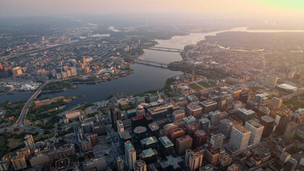 istock Downtown Ottawa and Gatineau at sunrise 1392492095