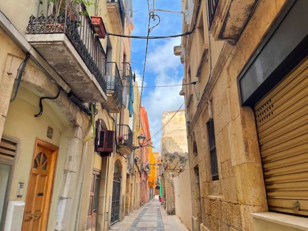 istock Nice small streets in Tarragona 1392492740