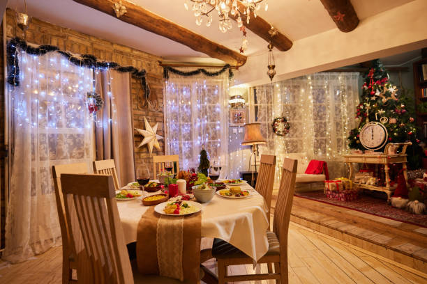 istock Dining room on Christmas day! 1392508031