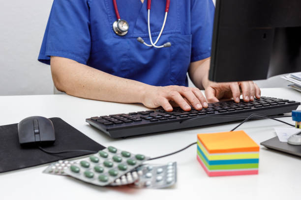 istock Medical clinic 1392516233