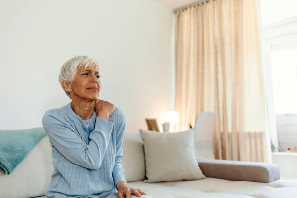 istock The pains that come with old age... 1392526701
