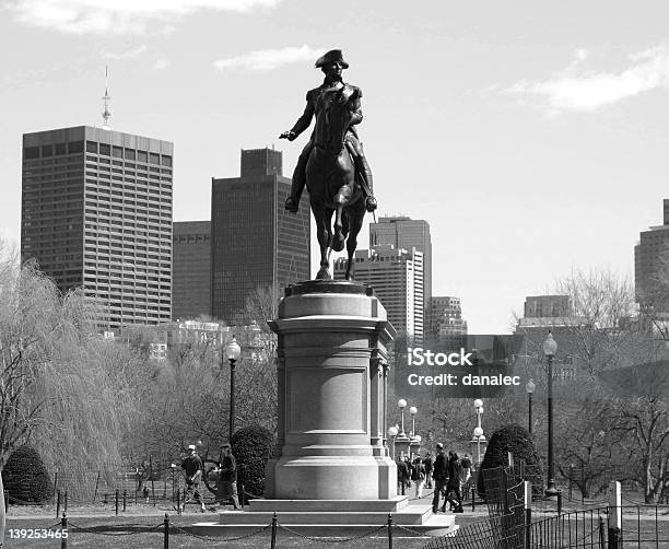 Photo libre de droit de Statue De Washington banque d'images et plus d'images libres de droit de Washington DC - Washington DC, Boston - Massachusetts, Cheval