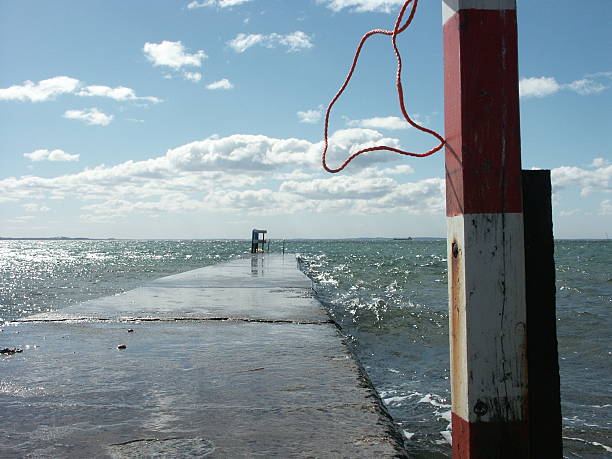 istock A sunny day at the sea 139253547