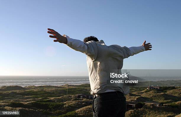 Puedo Fly Estoy Libre Foto de stock y más banco de imágenes de Acantilado - Acantilado, Acercarse, Actitud