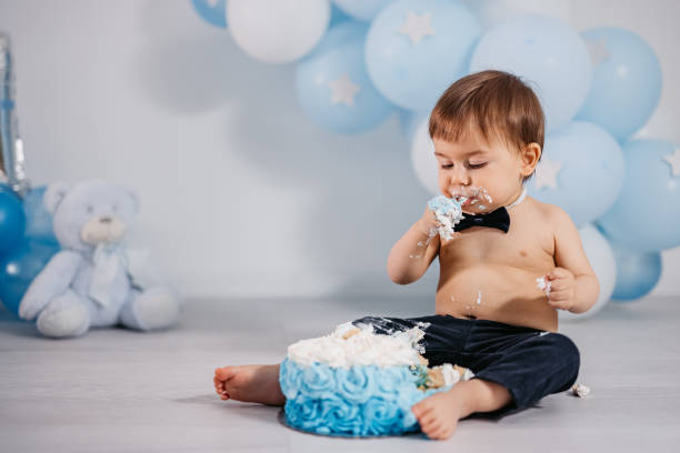 istock Child Birthday Party 1392553857