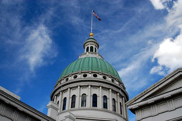 istock Old Court House 139255488