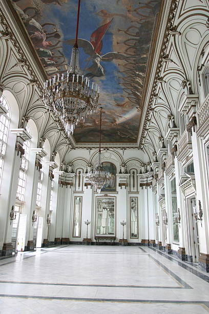 istock Hall of Mirrors Cuba 139256504