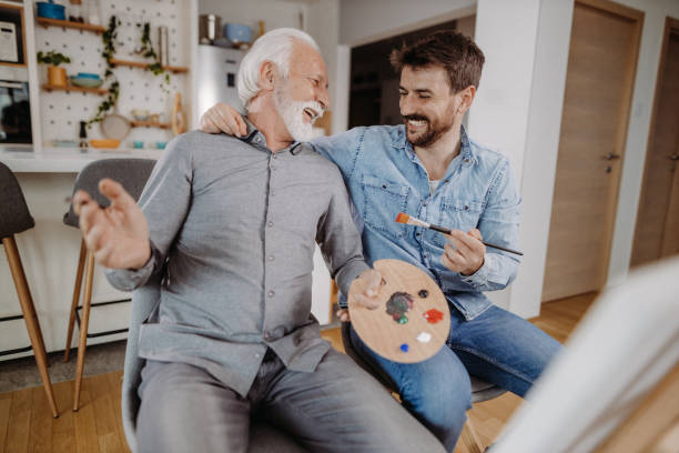 istock Painting together 1392565830