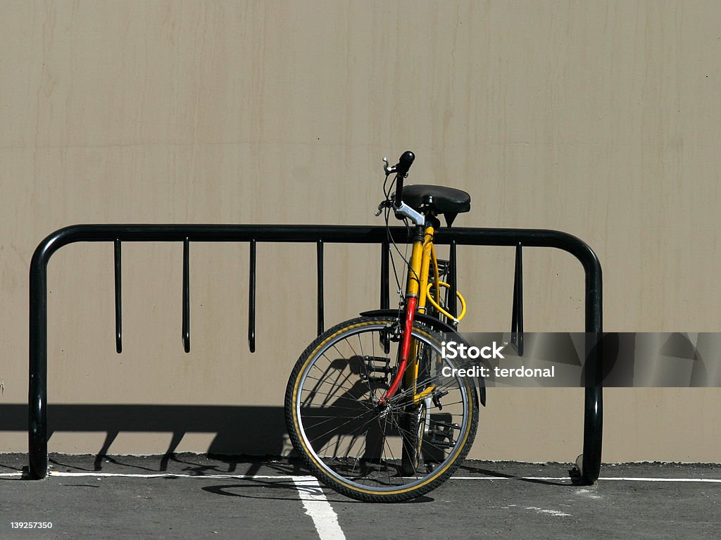 자전거 건조대 - 로열티 프리 두발자전거 스톡 사진