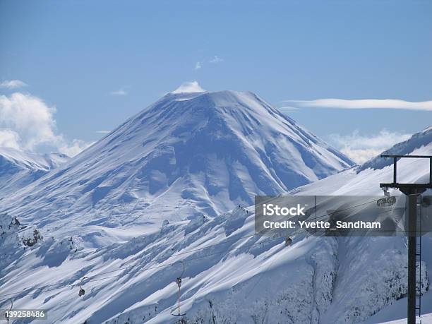 Monte Ngaruahoe - Fotografias de stock e mais imagens de Monte Ruapehu - Monte Ruapehu, Whakapapa, Ao Ar Livre