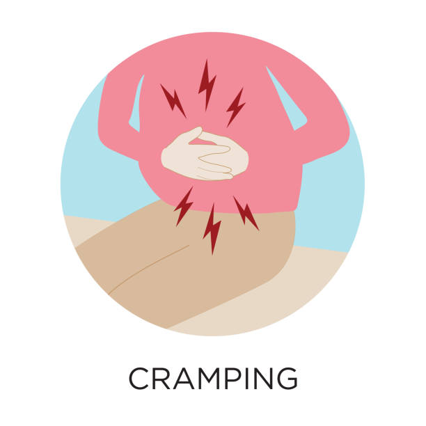 плоская векторная иллюстрация человека со схваткообразными симптомами, держащегося за руки к животу с помощью болевых молний - cramping stock illustrations