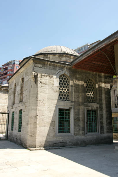 istock Mihrimah Sultan Mosque and Complex - Uskudar / İSTANBUL 1392590054