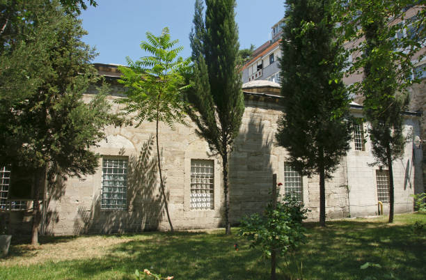 istock Mihrimah Sultan Mosque and Complex - Uskudar / İSTANBUL 1392590520
