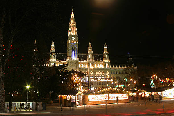 istock Christmas market in Vienna 139263761