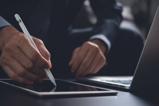 istock Businessman working in office 1392640506