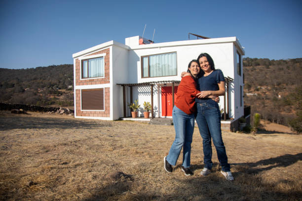 istock Lgtb+ couple on vacation 1392664040
