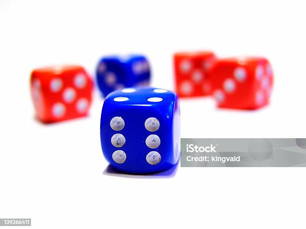 Colorido Dices Foto de stock y más banco de imágenes de Apuestas deportivas - Apuestas deportivas, Arte cultura y espectáculos, Azul