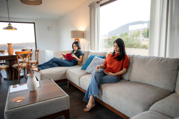 istock Lgtb+ couple on vacation 1392665064
