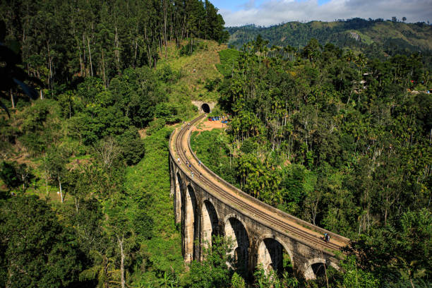 istock Nine Arch Bridge, Ella, Sri Lanka 1392671204